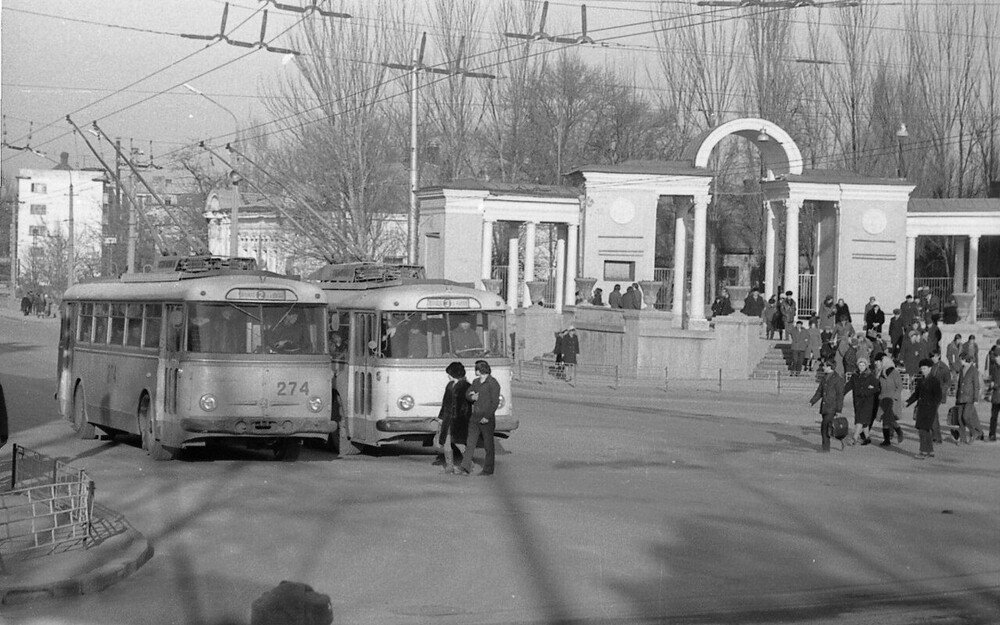 Пешеходный переход на Советской площади в Симферополе.