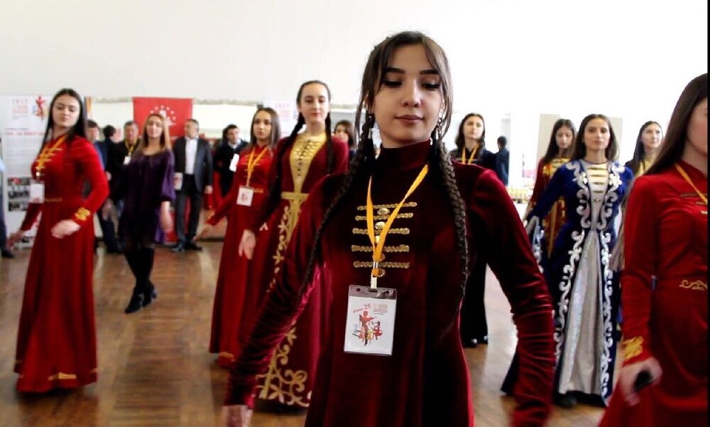 Абазины