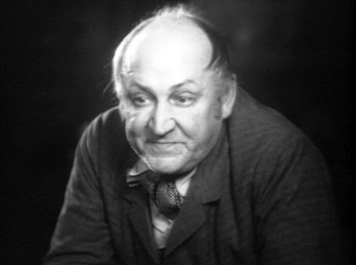 1. Порфирий (Иудушка) Головлёв («Господа Головлёвы»)