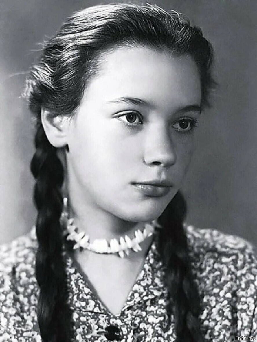 Елена Санаева