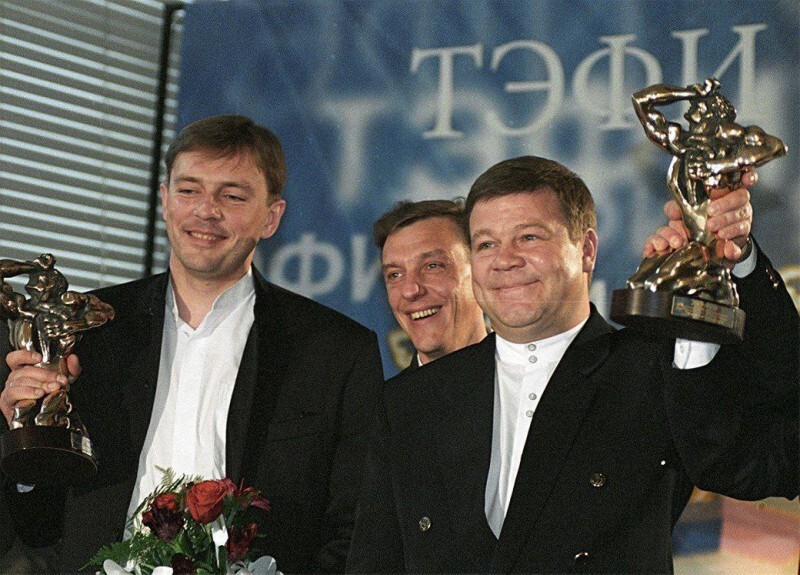 Алексей Нилов, Александр Половцев и Сергей Селин на вручении премии ТЭФИ-99 за сериал "Улицы разбитых фонарей", 1999 год