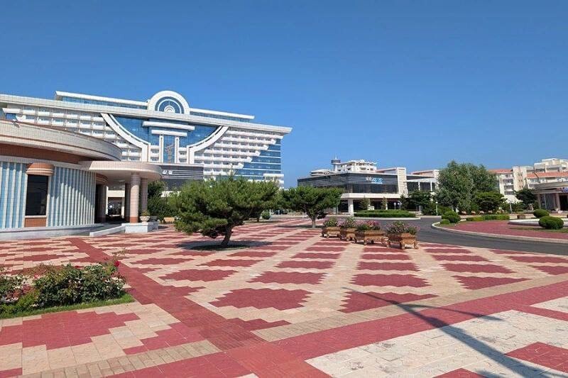 Море, солнце и немного тоталитаризма: туристы поделились впечатлениями об отдыхе в КНДР