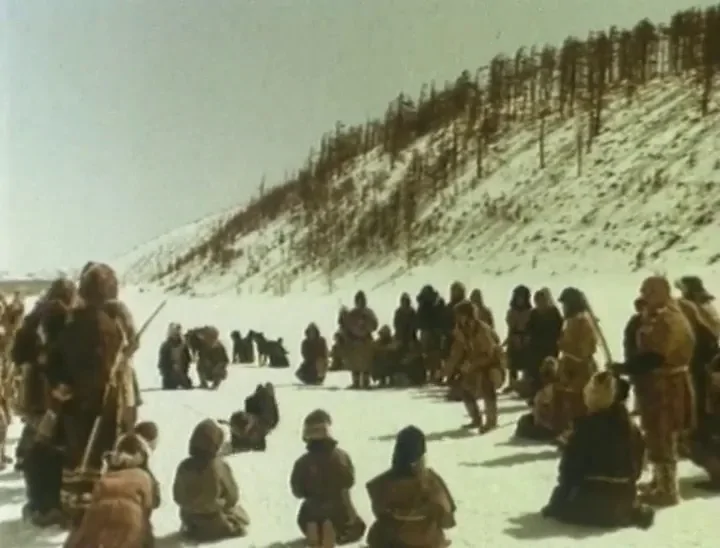 Кадр из фильма «Пегий пес, бегущий краем моря», 1990 год