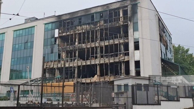 На территории, прилегающей к посольству Азербайджана в Киеве произошли взрывы в результате налёта наших гераней