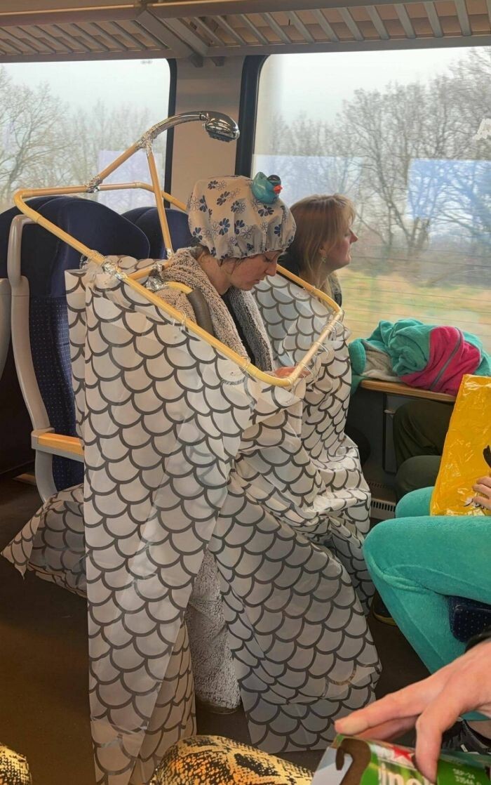 Продолжаем барражировать соцсети