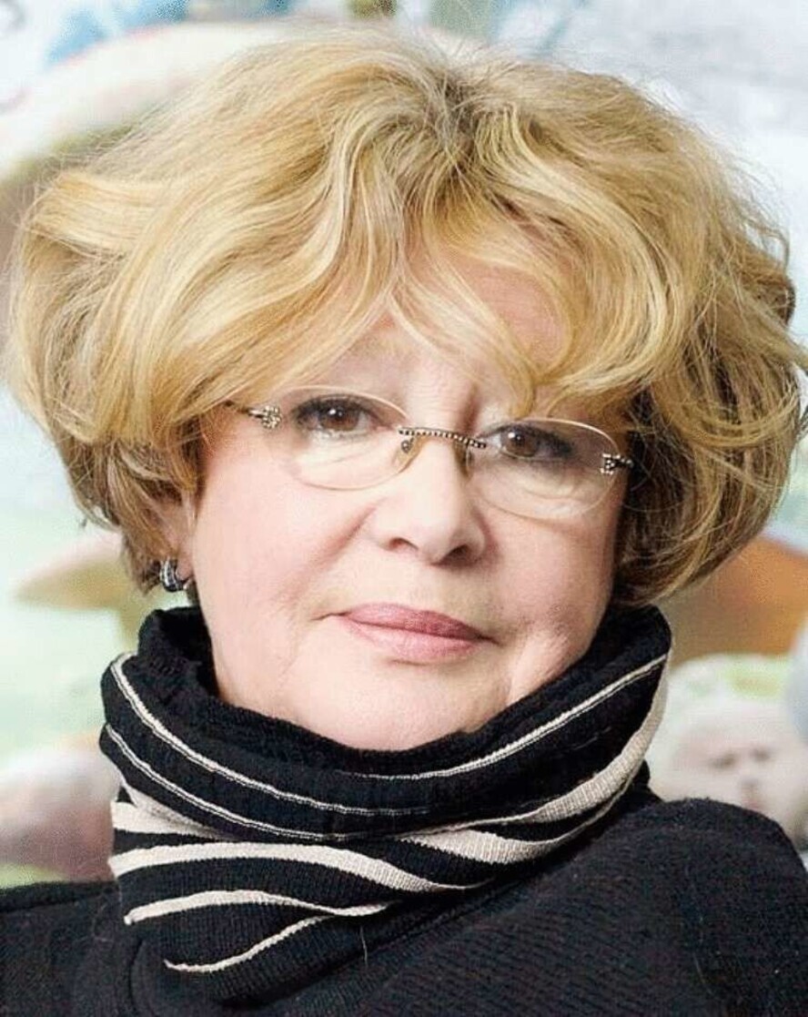 Марина Неёлова