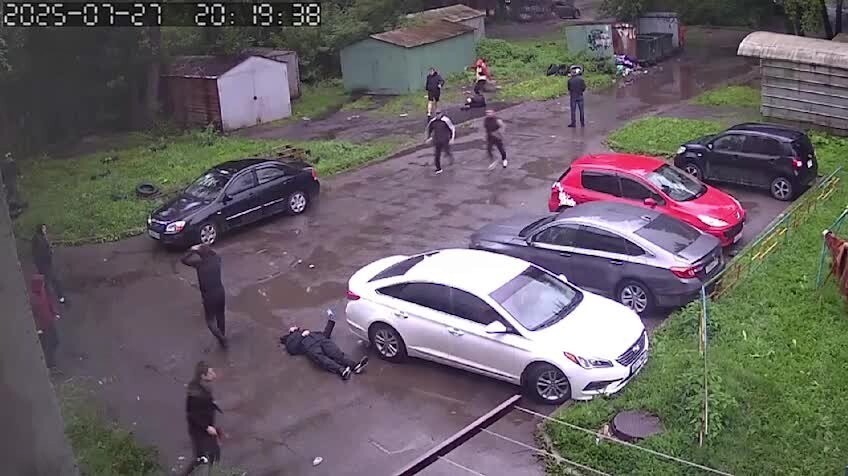 В Екатеринбурге произошла массовая драка — в ней участвовали почти 40 человек