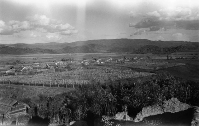 Романовка. Общий вид со стороны крепости. Село Романовка, Маньчжурия. 1938–1941 годы. Приморский государственный музей им. 