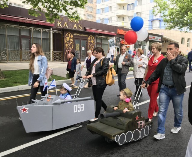 Из России с юмором