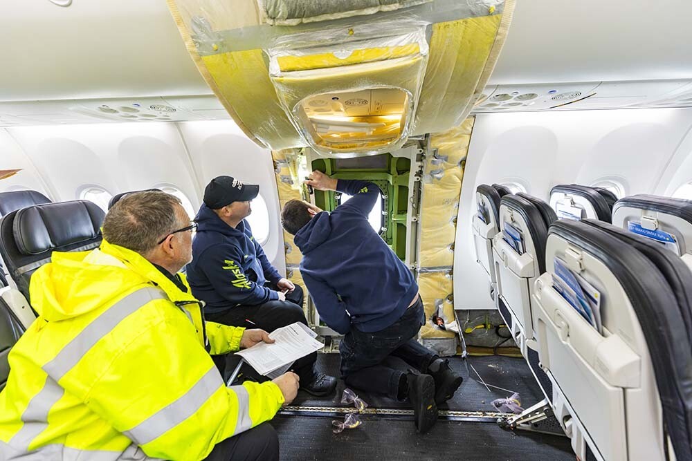 Пилоты подают в суд на Boeing: история рейса AS 1282