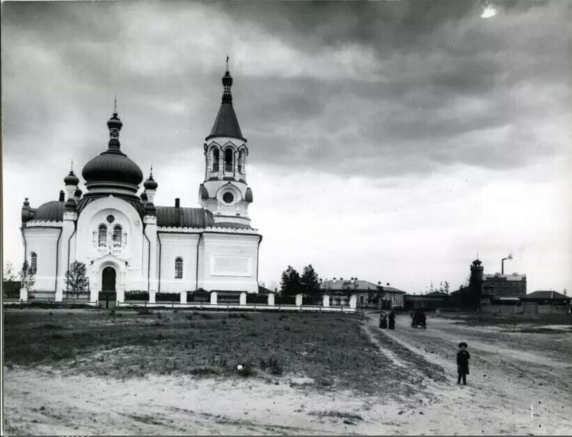 Свято-Троицкая церковь.