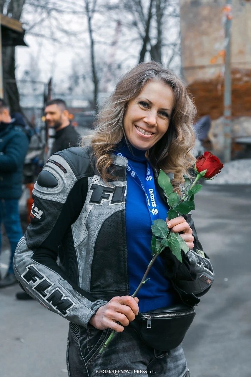 Женщина на мотоцикле погибла в ДТП с такси в Московском районе Петербурга