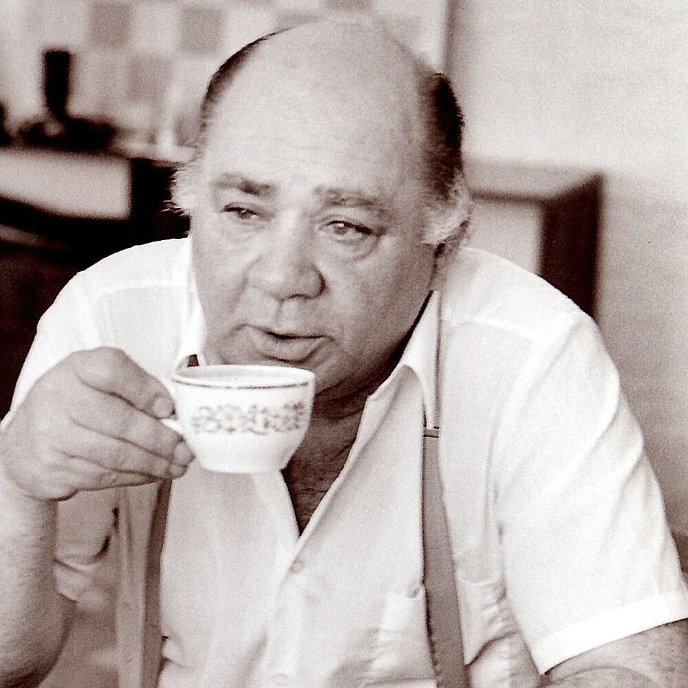 Евгений Леонов