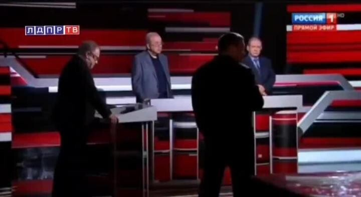 Соловьёв посмеивался и не верил. А Жириновский как в воду глядел 