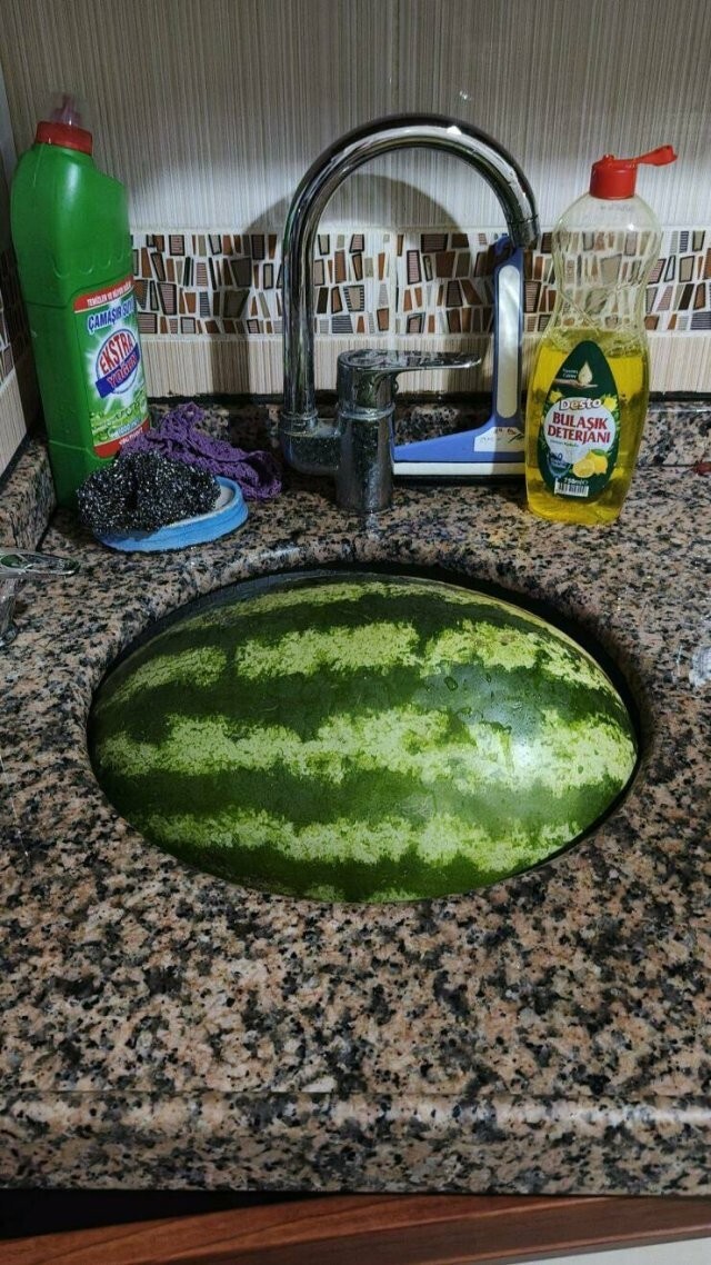Намешалось