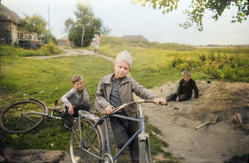 Подборка душевных и ярких фотографий деревенской жизни в СССР