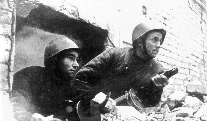 Чего до жути боялись немцы в Сталинграде. Тактические приемы врага иногда весьма оригинальные
