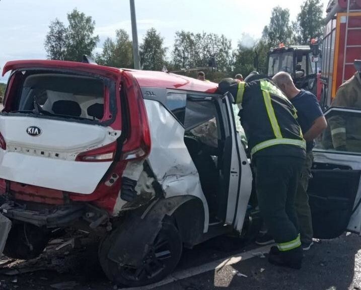 Под Костромой произошла авария с участием пяти автомобилей