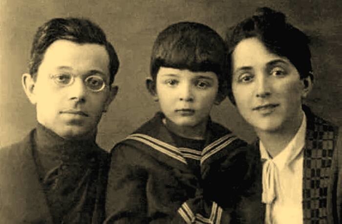 Старший брат: А из АБС