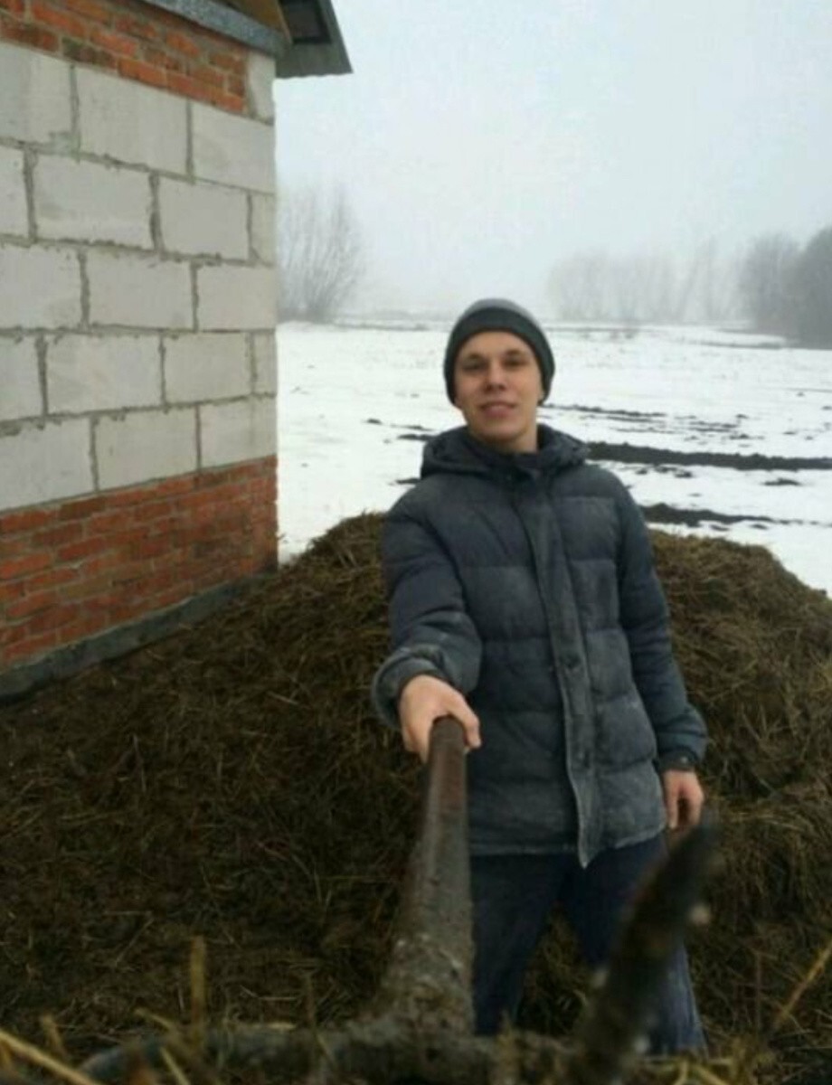 А тут совсем деревенский хардкор — куда там инстаграмерам!