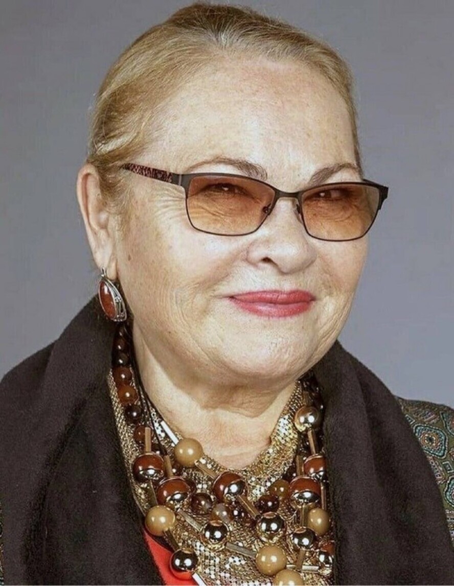 Нина Усатова