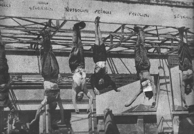 "Я просто долго смотрела на эту фотографию и поняла, что буду в похожих обстоятельствах выглядеть неопрятно", – премьер Италии Джорджа Мелони рассказала, почему решила не отправлять итальянских военных на Украину
