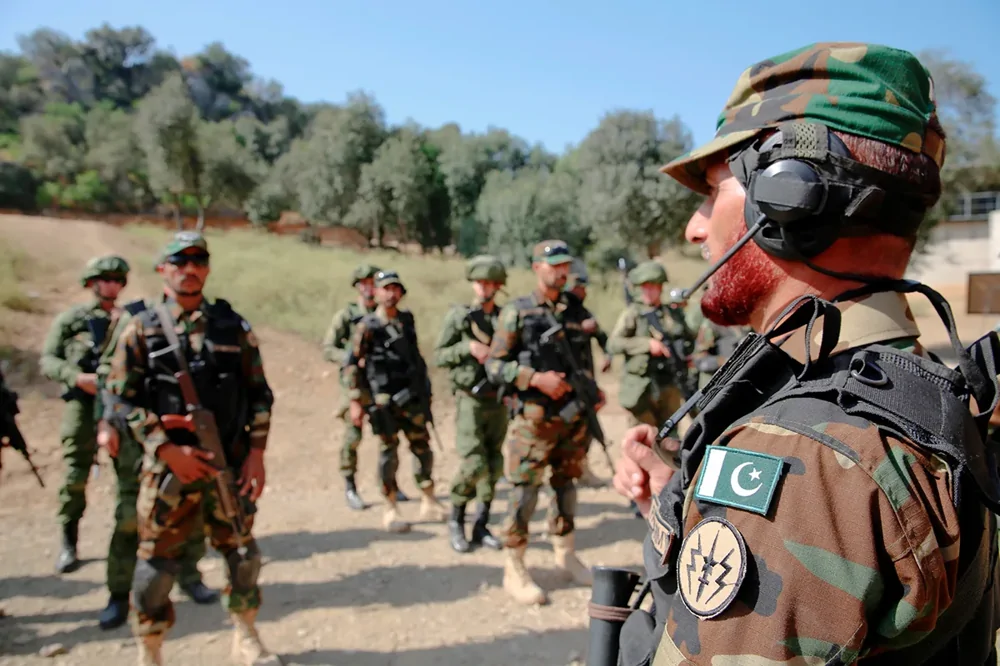 Индия отправила свой контингент, состоящий из 65 военных, на российско-белорусские учения «Запад – 2025» Индия отправила свой контингент, состоящий из 65 военных, на российско-белорусские учения «Запад – 2025»