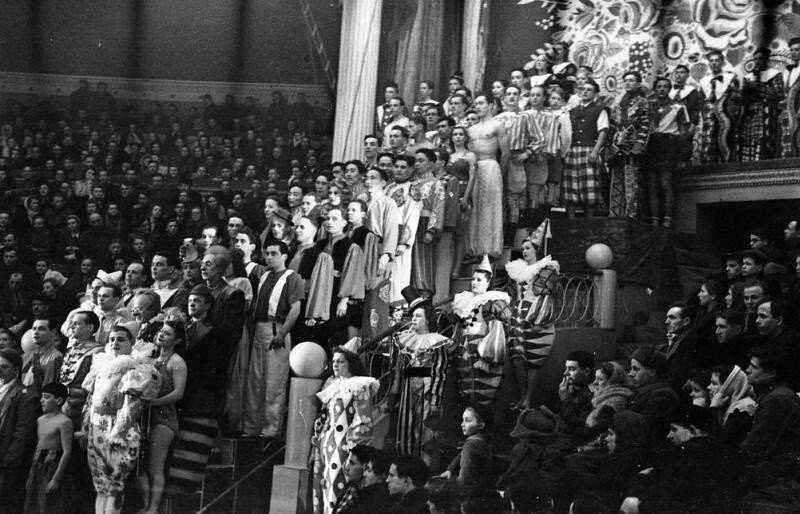 1947-1952 годы. Парад-Алле