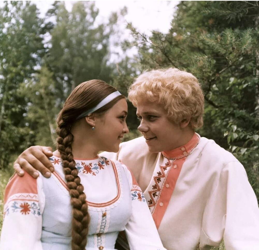 Шедевры советского кино.«Варвара-краса, длинная коса