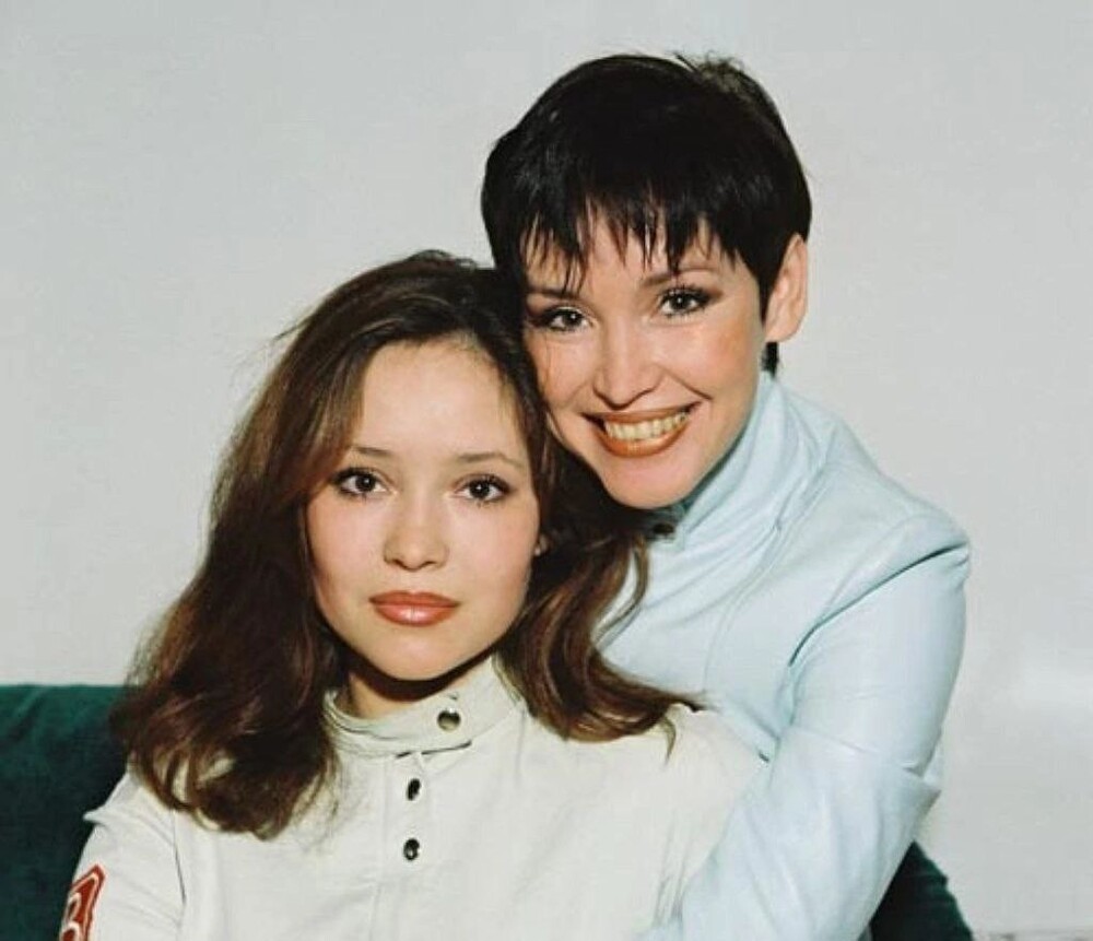 Анна Самохина с дочерью Александрой