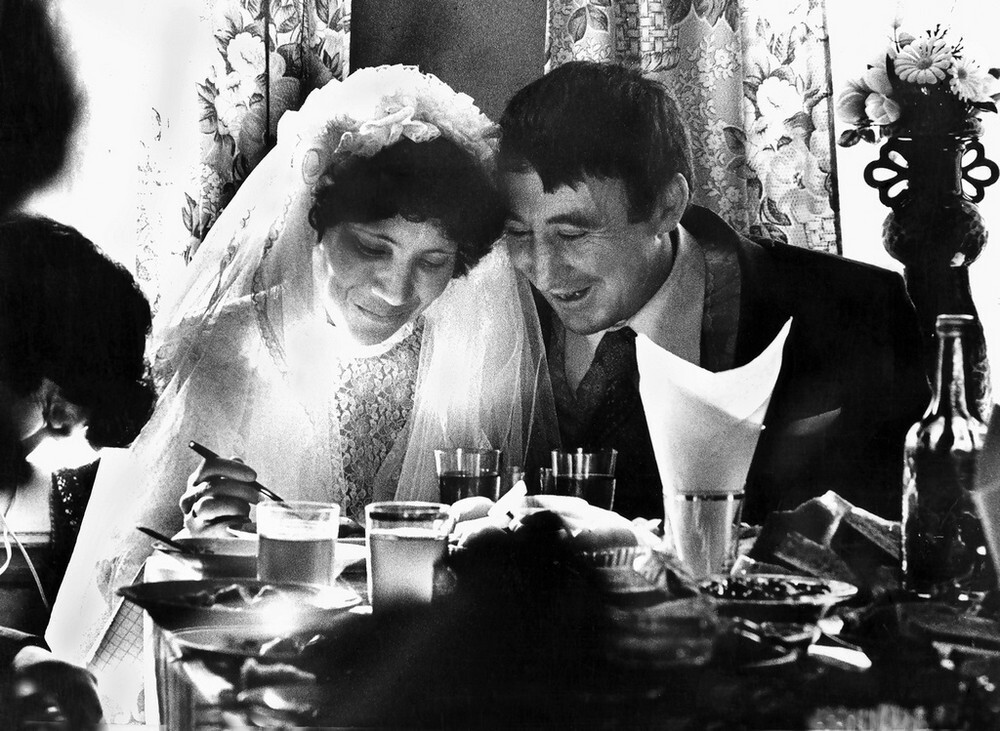 «Осенняя свадьба». Татарская АССР, д. Тат Суук-су, 1987 год.