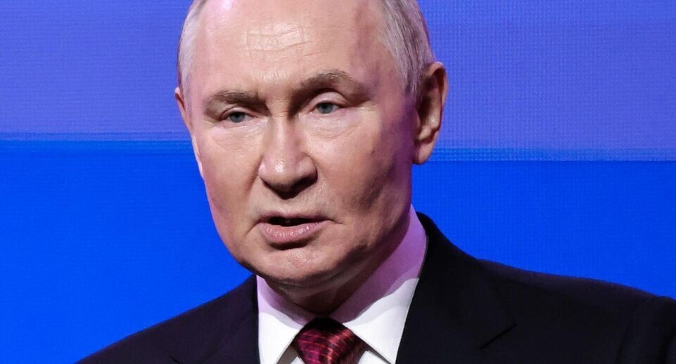 Кувалда Путина бьет точно. НАТО в слезах бежит с Украины: отчего трясется Макрон после шокирующей новости из Харькова