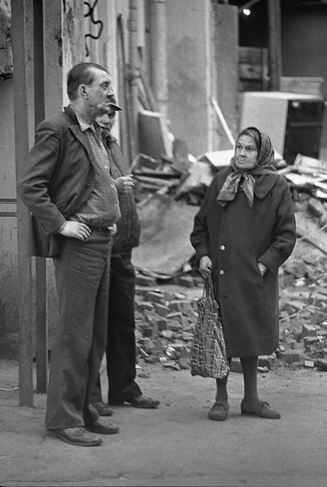 «Надо выпить!», 1980-е.
