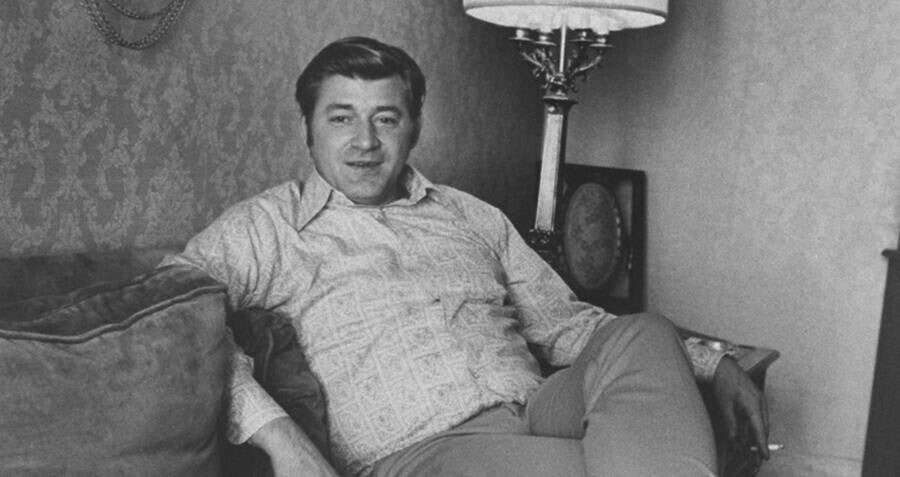 Не везло Джеральду с женщинами... С геями как-то больше