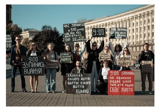 У хахлов - какой-то очередной перфоманс. Какой-то залупинись... Шо за движ? Есть версии, товарищи?