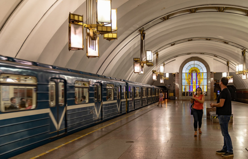 Откуда в метро ветер?
