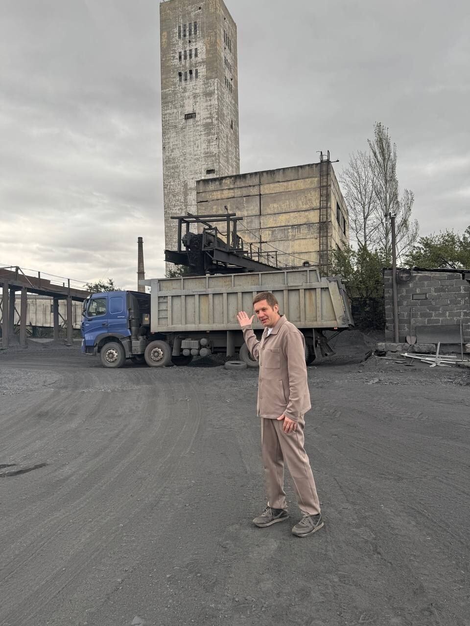 Помните прибаутку, что Сталин якобы «принял страну с сохой, а сдал – с ядерной бомбой»