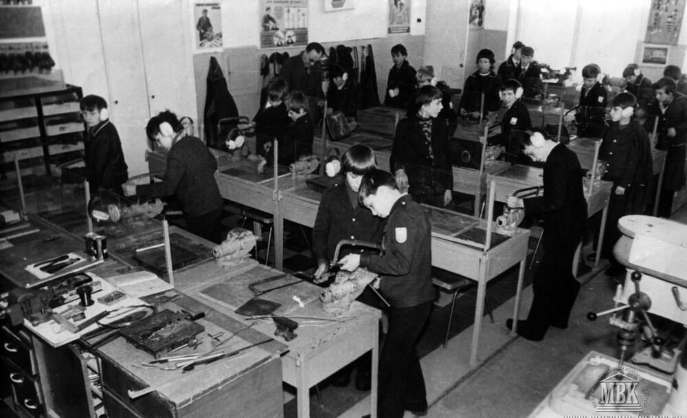 Уроки труда в советской школе. Мальчики