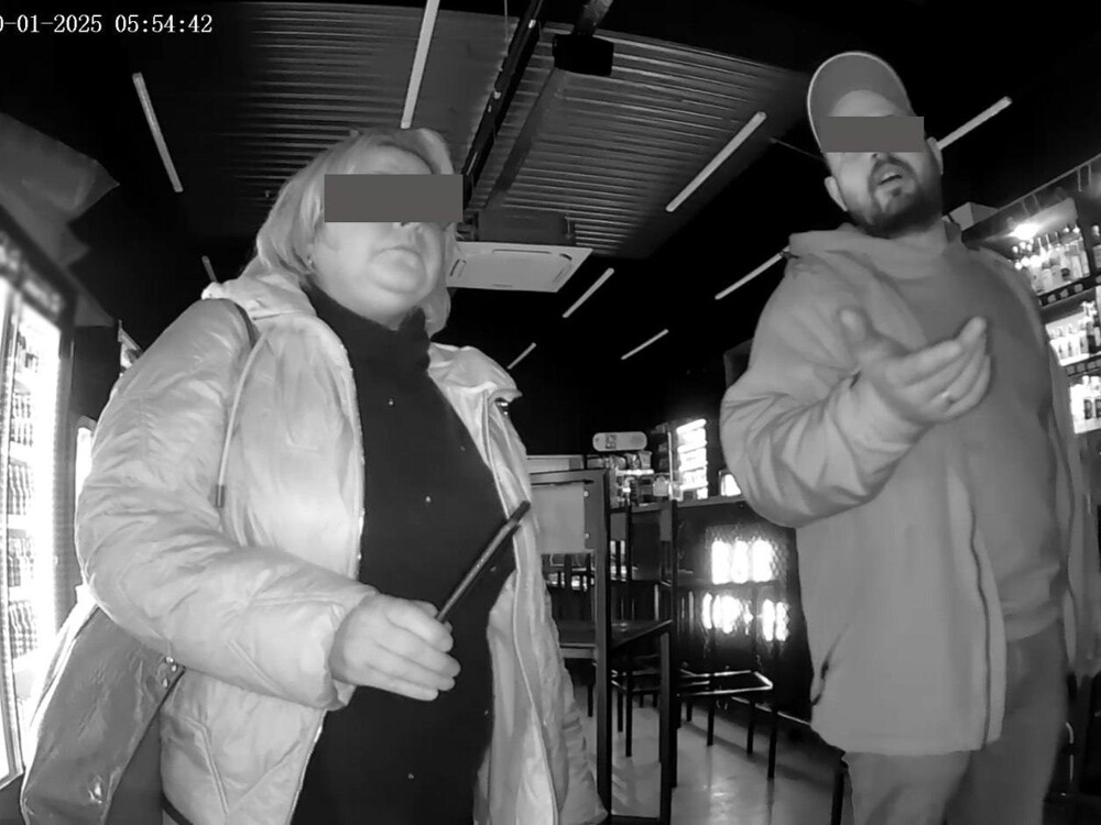 В Новосибирске мужчина разозлился на охранников ночного клуба и пришёл на разборки с мамой