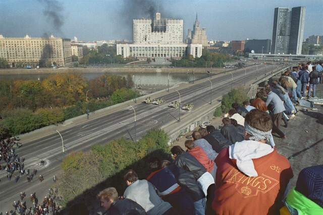 Расстрел Белого дома в 1993 году. Хроника событий
