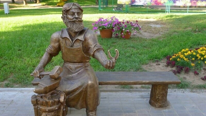 Где живут вислоухи и косопузы: исторические прозвища русских горожан