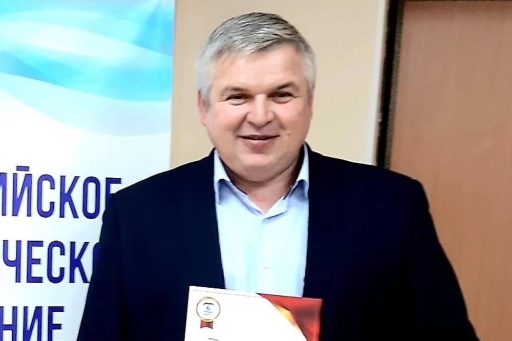 В Свердловской области проверят гимназию, в которой девочке запретили ходить в кокошнике