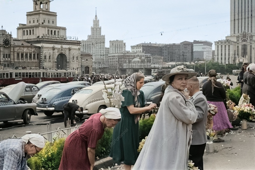 Жизнь Советской Москвы в 50-е годы