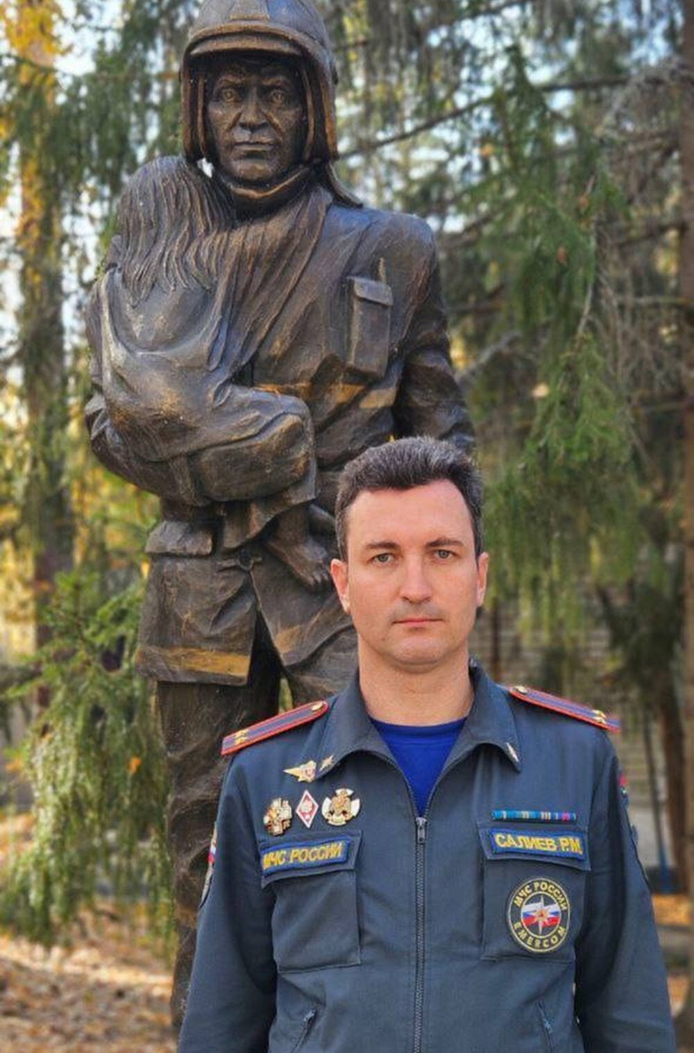 Сотрудник МЧС спас маленькую девочку, подавившуюся конфетой