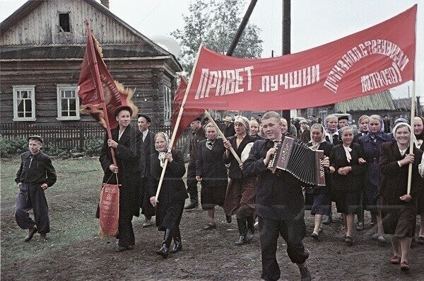 Праздник урожая в колхозе "Дружба" в Удмуртии.