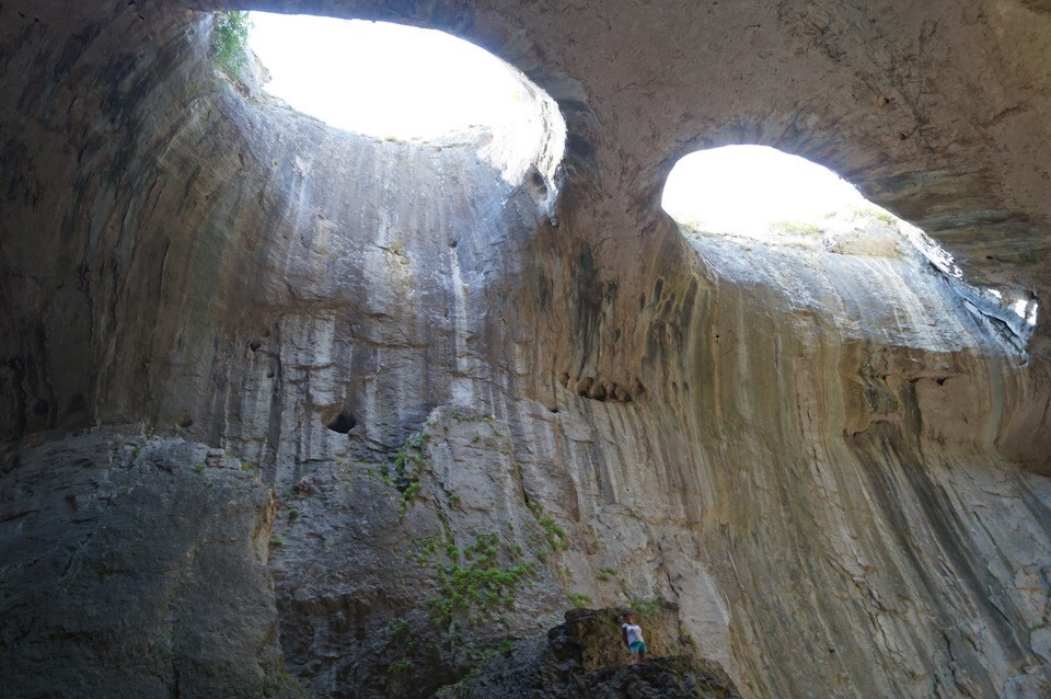5. Пещера Проходна, Болгария