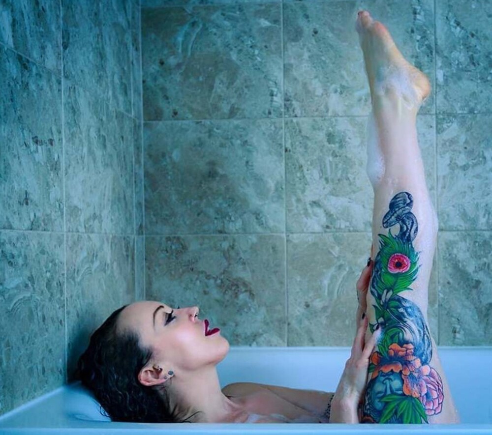 17+ примеров очень красивых и необычных, креативных татуировок со смыслом, которые набили на ноги 17+ примеров очень красивых и необычных, креативных татуировок со смыслом, которые набили на ноги