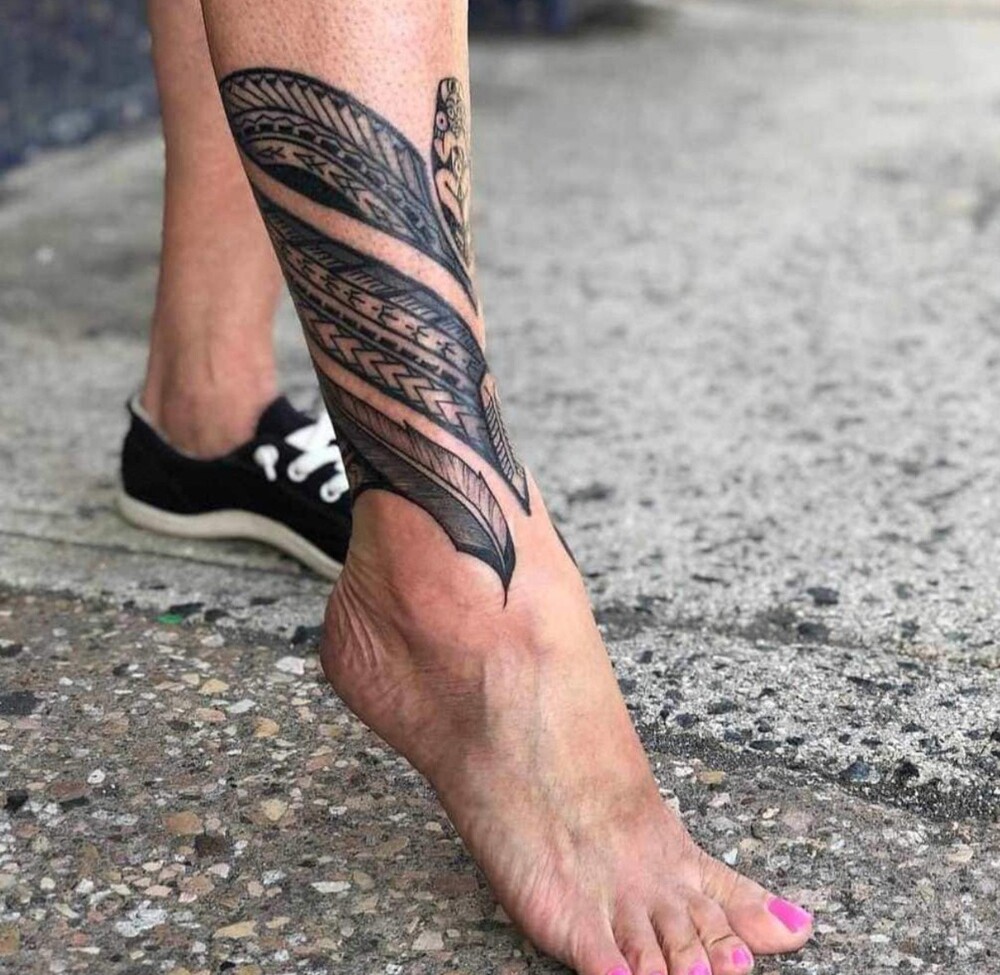 17+ примеров очень красивых и необычных, креативных татуировок со смыслом, которые набили на ноги 17+ примеров очень красивых и необычных, креативных татуировок со смыслом, которые набили на ноги