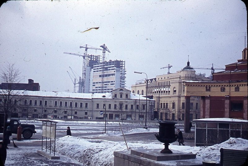 Строительство высотных зданий на Калининском проспекте. 1965–1966 годы. Автор: Виктор Горкин.