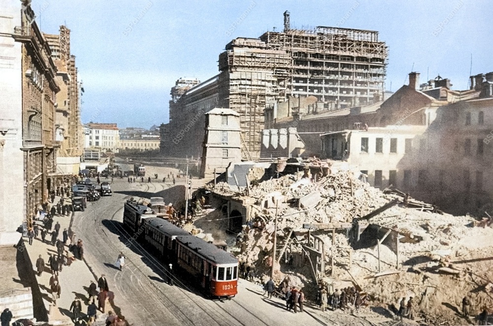 Жизнь Советской Москвы в 30-е годы